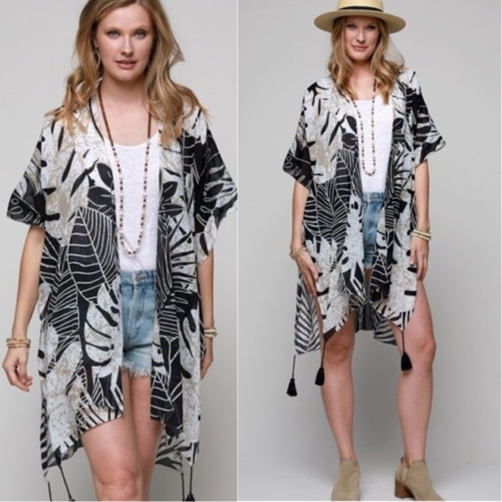 4 PACKS Kimonos